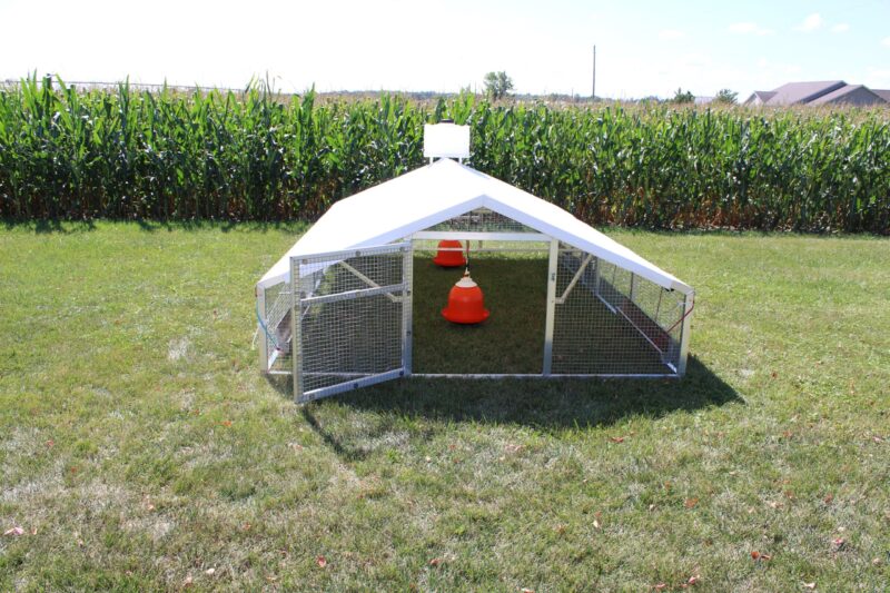 mobile coop for sale in pa for 100 chickens